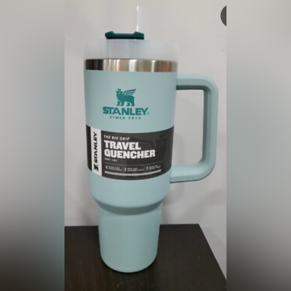 Stanley Teal Travel Quencher Bottle 40 oz